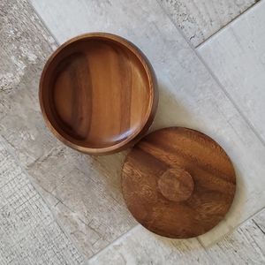 Wooden Bowl With Lid from the Phillipines